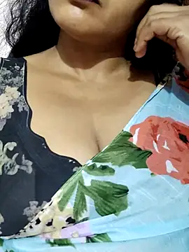 spicysuhana online show from August 1, 2026, 7:35 pm