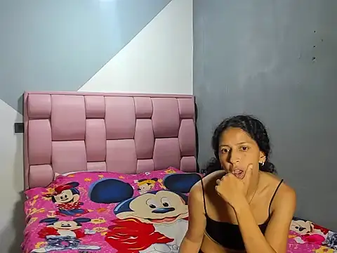 patrickMilena online show from June 18, 2026, 3:40 am
