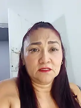 linda luna29 online show from May 16, 2026, 4:53 am