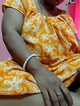 Snapshot of Cute-Swewty chatting on July 22, 2026, 7:22 am Cute-Swewty online show from July 22, 2026, 7:22 am