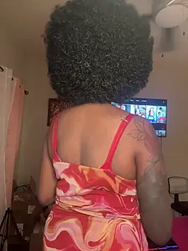 MistiSavannah online show from June 18, 2026, 2:01 am