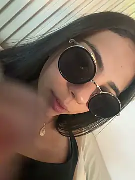Snapshot of LilybethGray chatting on May 1, 2026, 8:57 pm LilybethGray online show from May 1, 2026, 8:57 pm