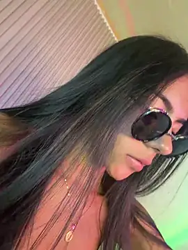Snapshot of LilybethGray chatting on May 8, 2026, 8:58 pm LilybethGray online show from May 8, 2026, 8:58 pm