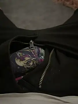 Snapshot of biversboy chatting on March 23, 2026, 6:28 am biversboy online show from March 23, 2026, 6:28 am