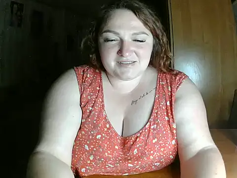 AngelQSky online show from June 25, 2026, 8:13 pm