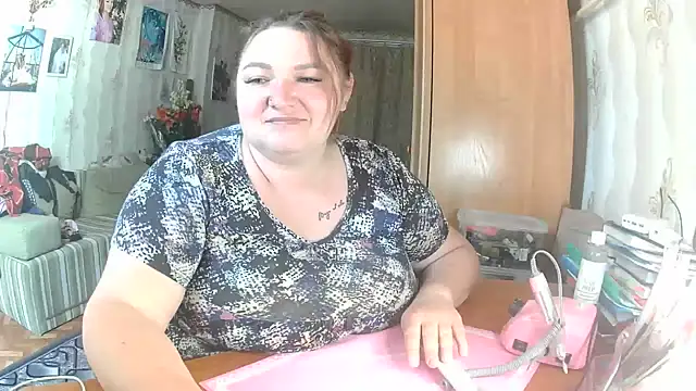 AngelQSky online show from July 6, 2026, 3:03 pm
