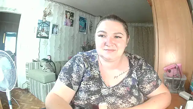 AngelQSky online show from July 9, 2026, 3:16 pm