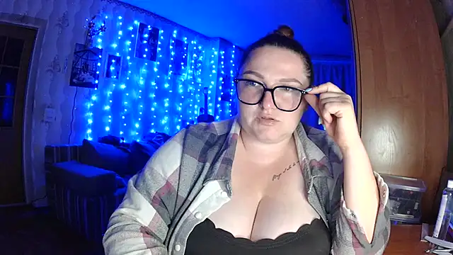 AngelQSky online show from July 28, 2026, 7:39 pm