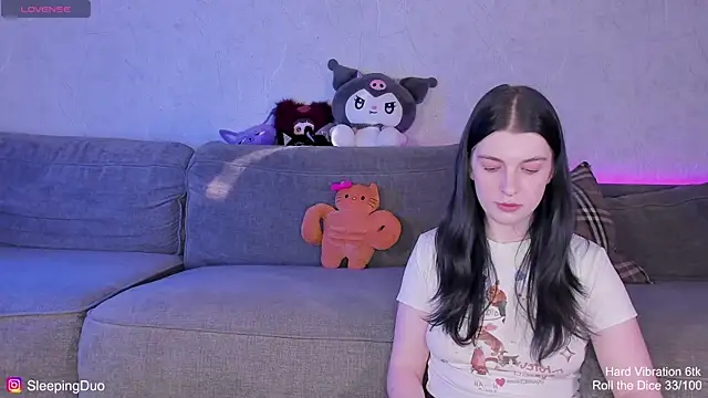 Threesomebabes online show from July 8, 2026, 3:16 pm