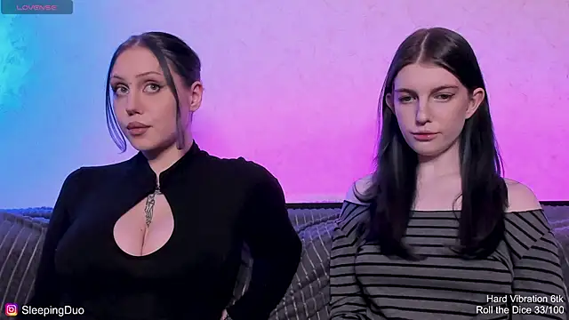 Threesomebabes online show from July 31, 2026, 12:10 am