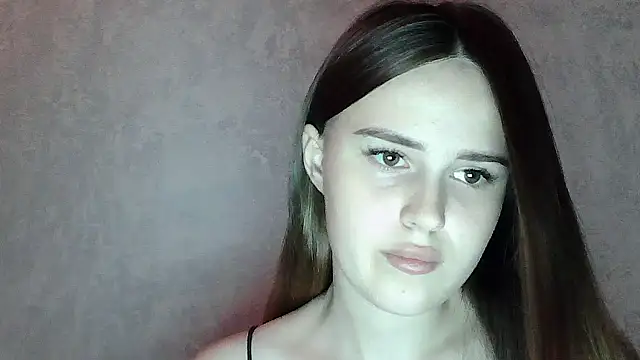 SweetLoraa online show from July 24, 2026, 4:38 pm