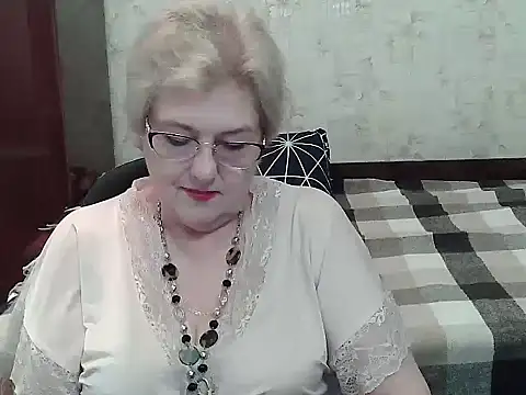 Renata62011 online show from July 9, 2026, 12:20 pm