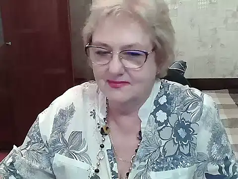 Renata62011 online show from July 15, 2026, 12:43 pm