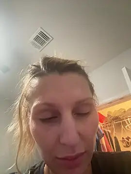 BaddieBossXX2 online show from June 23, 2026, 5:27 am