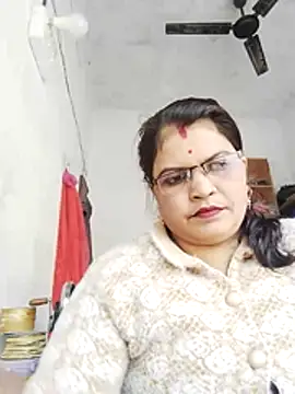 Snapshot of Bhavna_hot chatting on January 12, 2026, 10:09 am Bhavna hot online show from January 12, 2026, 10:09 am