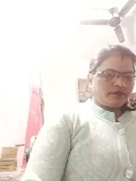 Snapshot of Bhavna_hot chatting on January 13, 2026, 12:32 pm Bhavna hot online show from January 13, 2026, 12:32 pm
