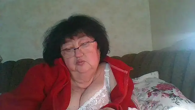 Snapshot of MilaSky5303 chatting on January 13, 2026, 12:54 pm MilaSky5303 online show from January 13, 2026, 12:54 pm
