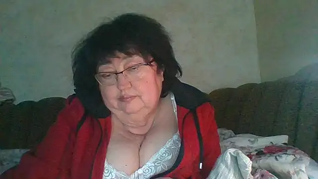 Snapshot of MilaSky5303 chatting on January 14, 2026, 1:17 pm MilaSky5303 online show from January 14, 2026, 1:17 pm