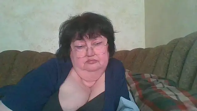 Snapshot of MilaSky5303 chatting on April 13, 2026, 1:05 pm MilaSky5303 online show from April 13, 2026, 1:05 pm