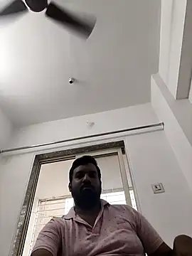 vinay smalldick online show from June 29, 2026, 3:46 am