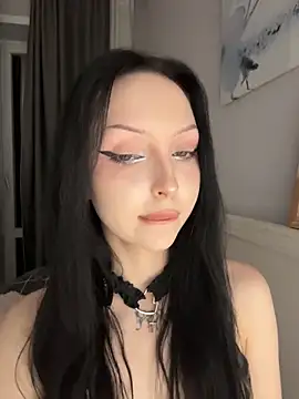 Snapshot of Lina_Thornton_ chatting on April 30, 2026, 8:57 pm Lina Thornton online show from April 30, 2026, 8:57 pm