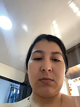 evelyn 1702 online show from July 14, 2026, 7:41 pm