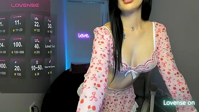 Snapshot of SelinaStorm chatting on June 24, 2026, 1:15 am SelinaStorm online show from June 24, 2026, 1:15 am