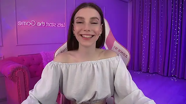 VeronicaVances online show from July 3, 2026, 6:36 pm