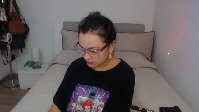 sophie lopez1 online show from June 21, 2026, 2:36 am