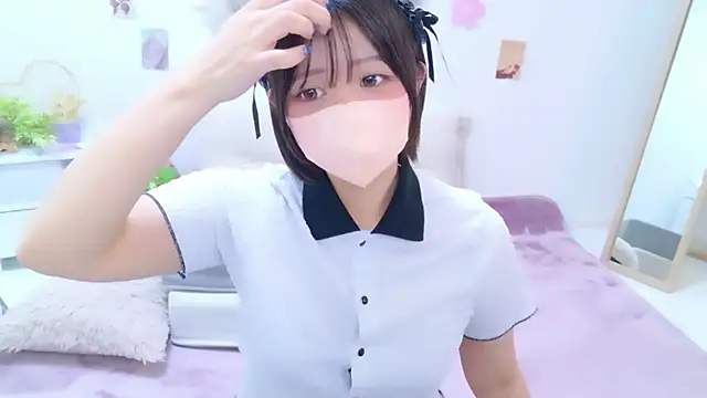 Hinata Sun online show from June 21, 2026, 3:47 pm