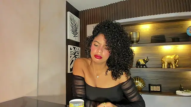 Snapshot of SheyLopez chatting on July 11, 2026, 3:20 am SheyLopez online show from July 11, 2026, 3:20 am
