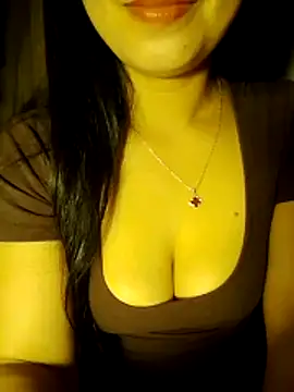 Snapshot of Baby-kis03 chatting on May 4, 2026, 4:52 am Baby-kis03 online show from May 4, 2026, 4:52 am