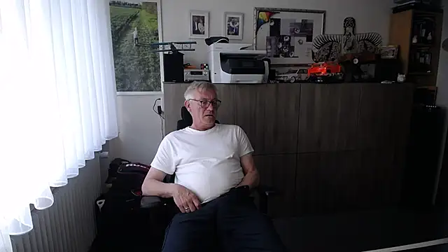 randyandy67 online show from June 22, 2026, 7:16 am