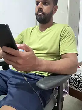 Vineeth3906 online show from June 7, 2026, 11:58 am