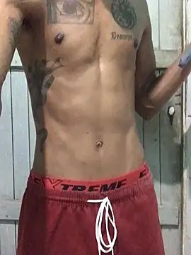 lcsexy45 online show from June 28, 2026, 4:24 pm