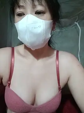 VanGau031694 online show from June 16, 2026, 12:02 am