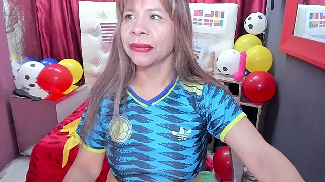 Snapshot of SofiaXDelRio chatting on June 17, 2026, 11:56 am SofiaXDelRio online show from June 17, 2026, 11:56 am