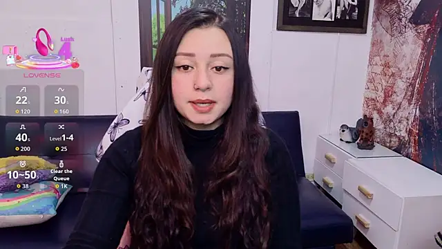 Snapshot of Eva_Roussell chatting on June 4, 2026, 3:07 pm Eva Roussell online show from June 4, 2026, 3:07 pm