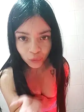 LunaJacobs online show from June 10, 2026, 12:22 am