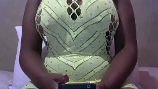 Sweetblcklips online show from April 14, 2026, 9:48 am