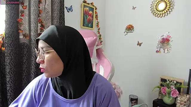 dalila kemur online show from May 25, 2026, 2:45 pm
