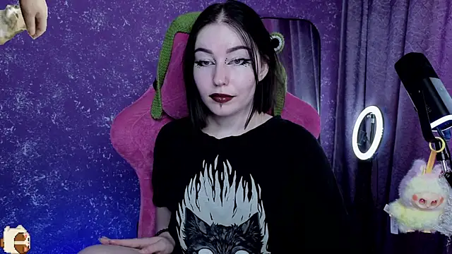 Snapshot of MargarettRose chatting on July 14, 2026, 2:05 am MargarettRose online show from July 14, 2026, 2:05 am