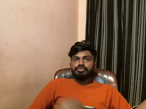 Snapshot of indianbighard21 chatting on June 14, 2026, 2:46 am indianbighard21 online show from June 14, 2026, 2:46 am