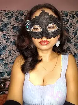 Snapshot of yours_sugar_babe chatting on June 18, 2026, 10:41 am yours sugar babe online show from June 18, 2026, 10:41 am
