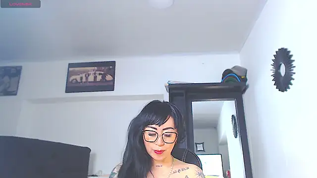 Vicky hotmilf online show from July 13, 2026, 3:15 pm