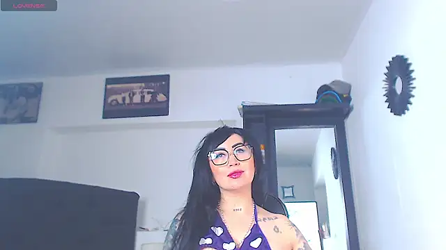 Vicky hotmilf online show from July 15, 2026, 10:42 am