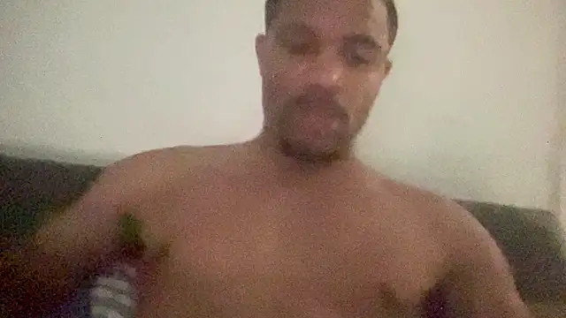Snapshot of kingtaydo chatting on June 28, 2026, 9:32 pm kingtaydo online show from June 28, 2026, 9:32 pm