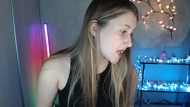 Snapshot of Milka_kamila chatting on July 12, 2026, 11:56 am Milka kamila online show from July 12, 2026, 11:56 am