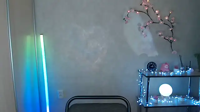 Snapshot of Milka_kamila chatting on July 21, 2026, 12:07 pm Milka kamila online show from July 21, 2026, 12:07 pm