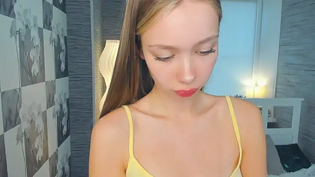 Snapshot of NedraLober chatting on June 21, 2026, 6:49 am NedraLober online show from June 21, 2026, 6:49 am